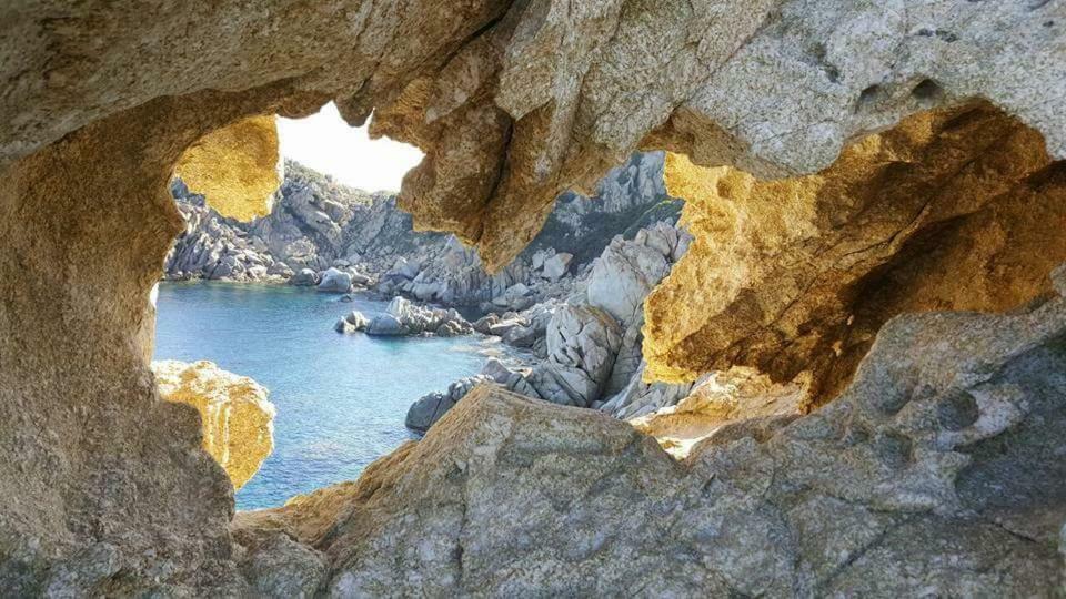 B&B Sa Pintadera Muravera Buitenkant foto